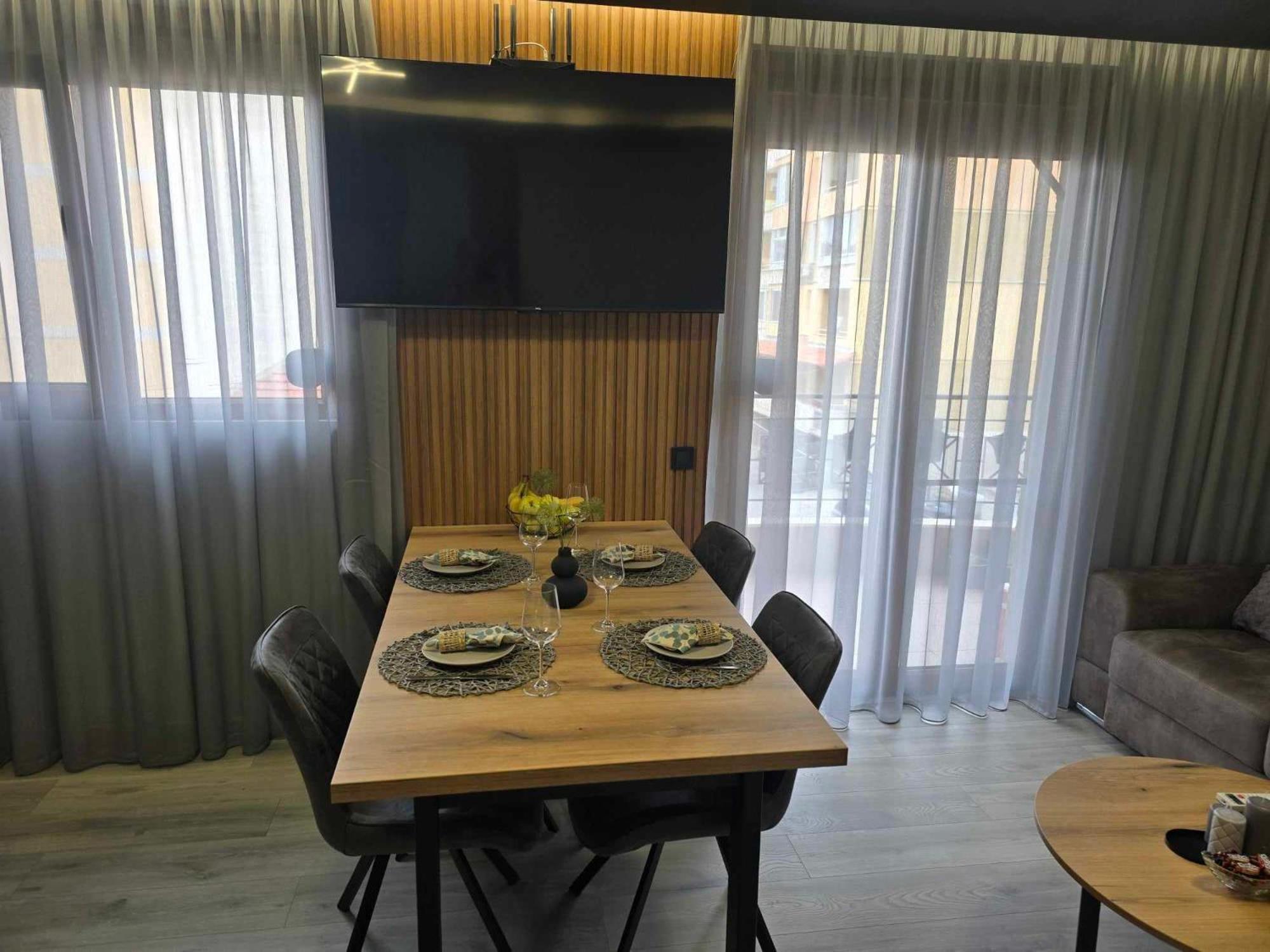 Luxury City Centre Appartment Iva Sliven エクステリア 写真